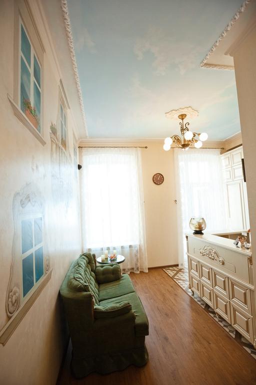 Mini-Hotel Guest House Inn Lwów Zewnętrze zdjęcie