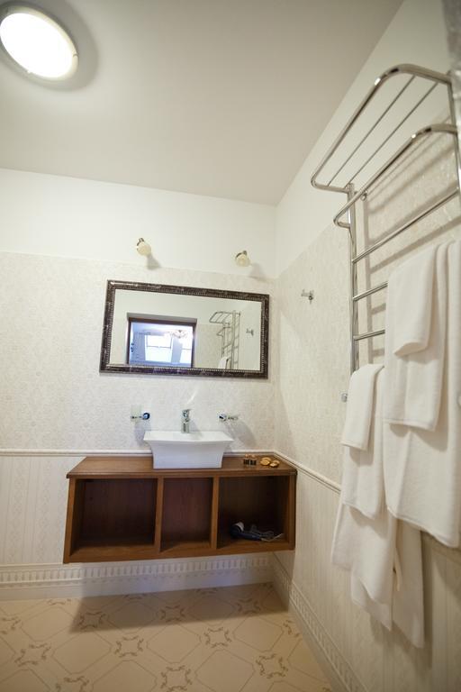 Mini-Hotel Guest House Inn Lwów Zewnętrze zdjęcie