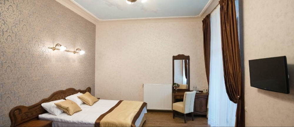 Mini-Hotel Guest House Inn Lwów Zewnętrze zdjęcie