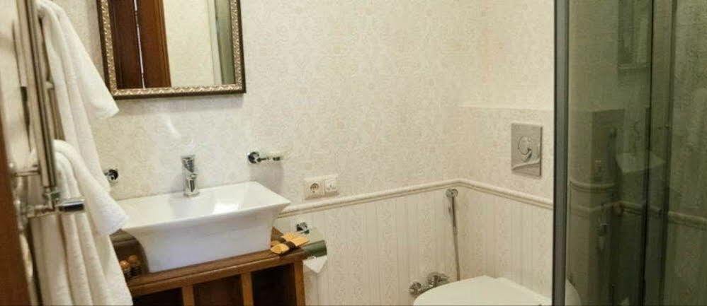 Mini-Hotel Guest House Inn Lwów Zewnętrze zdjęcie